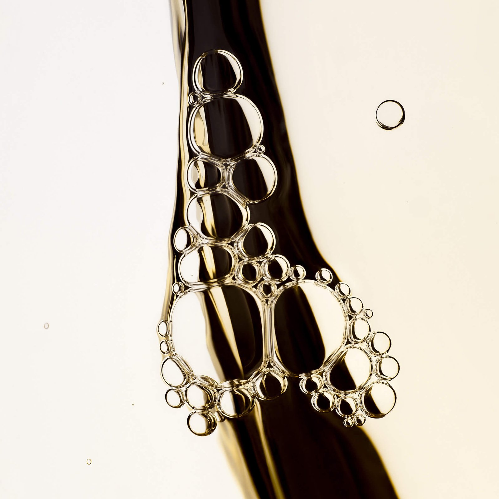 Nourishing Body Oil - Image 3