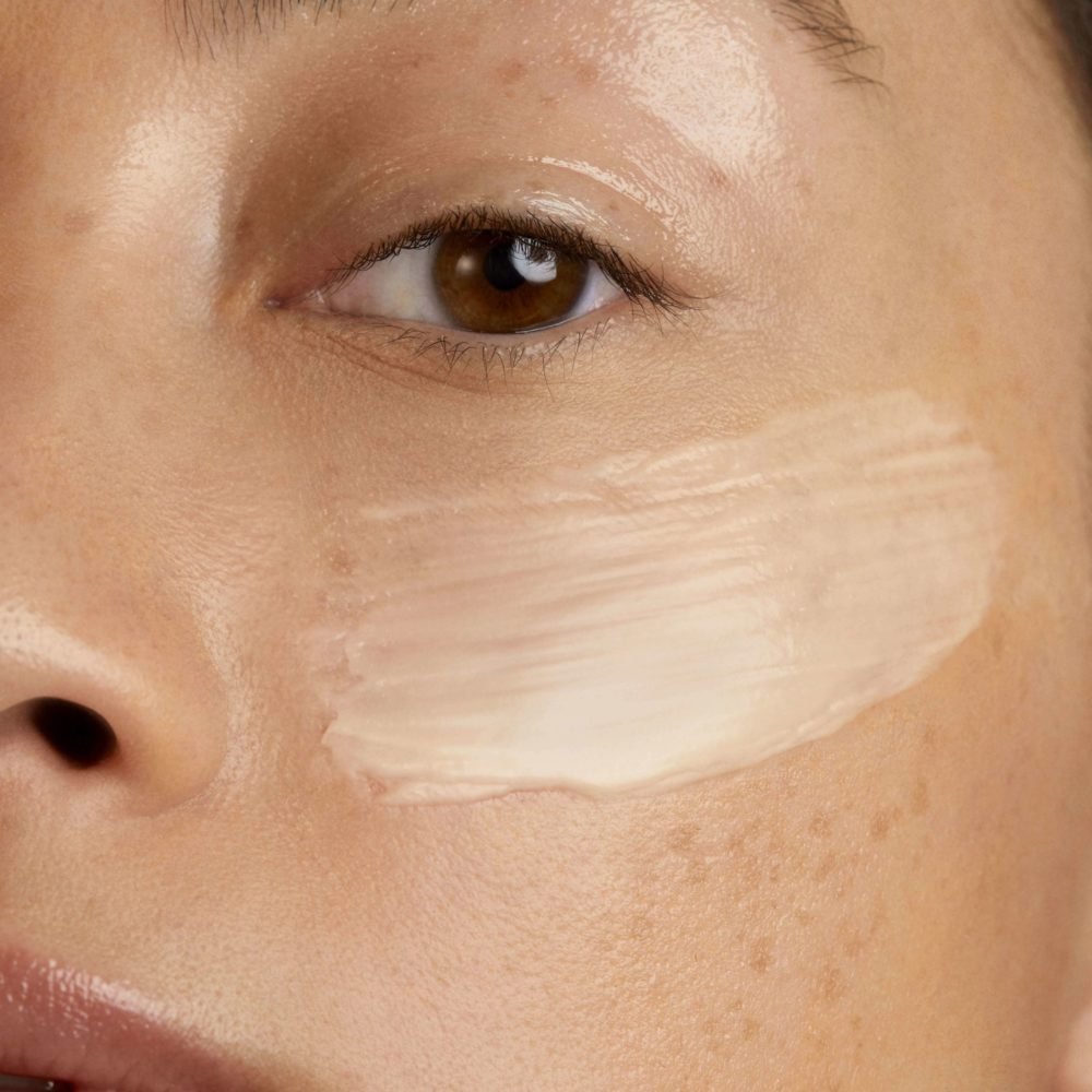 Perfecting Radiance Cream - Image 2