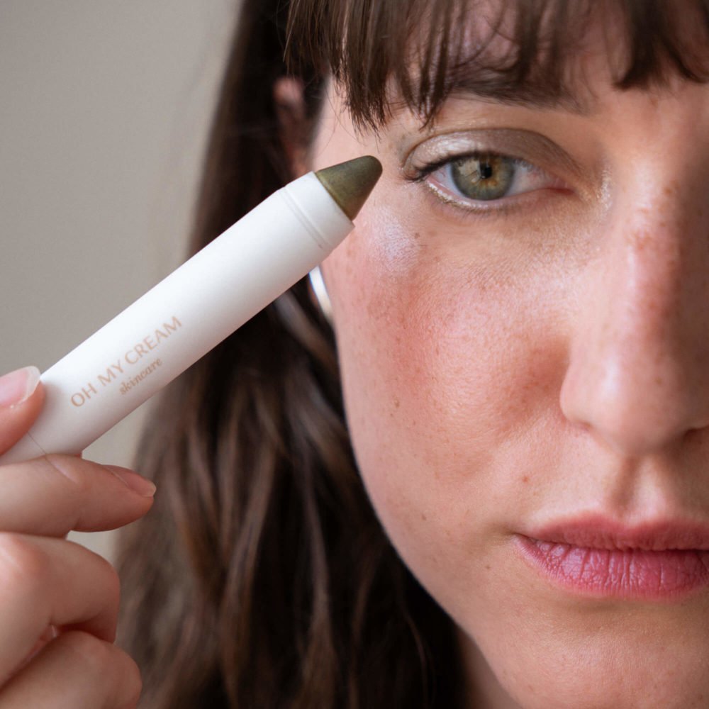 Eyeshadow Stick - Image 12